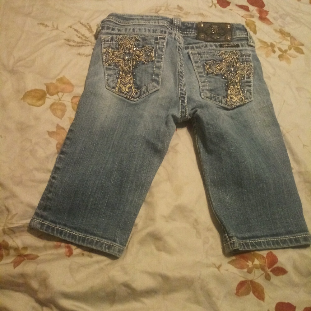 Capri shorts